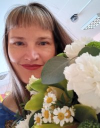 Елена Елена