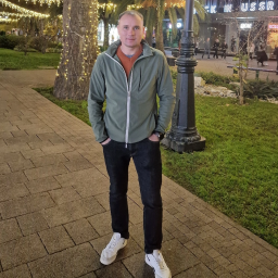 Александр Леонтьев Александр Леонтьев